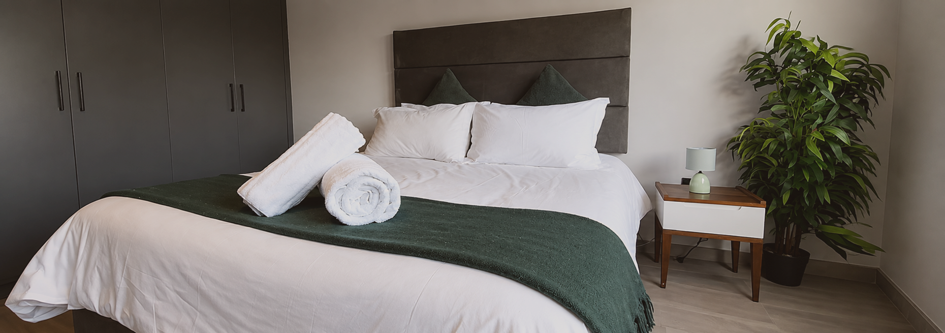 Kozy Cove contractor accommodation interior