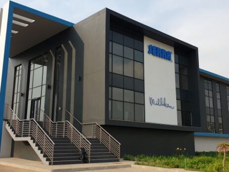 Web Sixze Serra Services Building Exterior