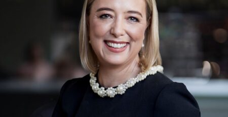 Joan Solms 2025. Spear